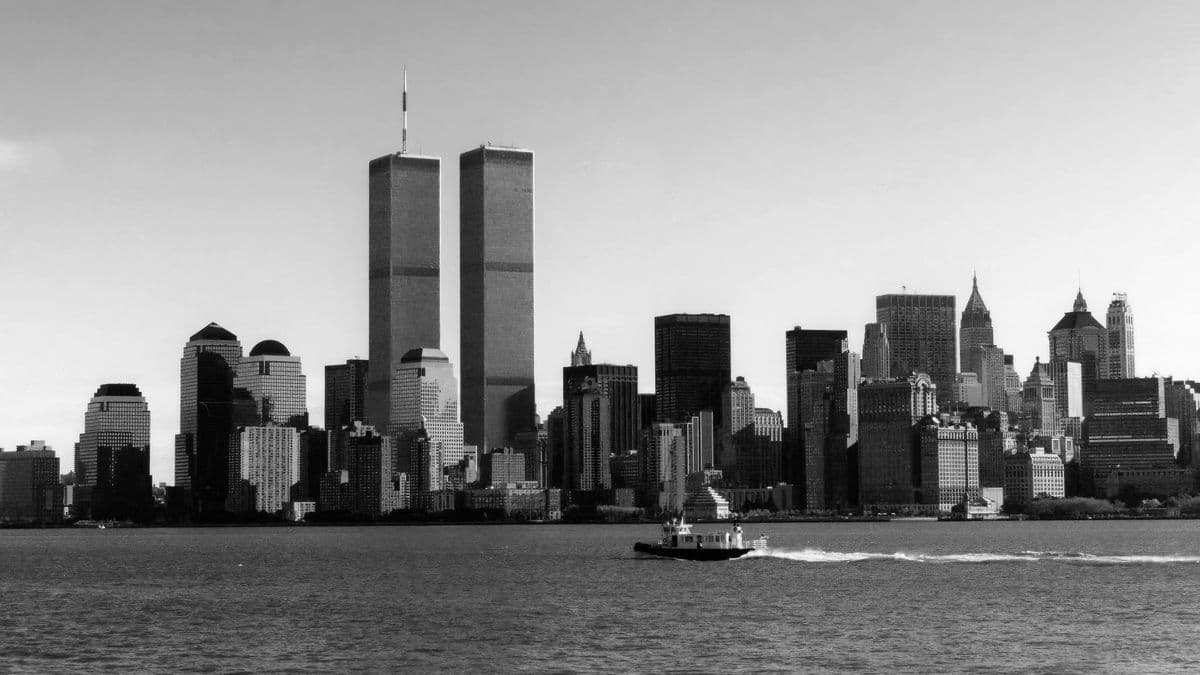 Kész, ilyen nincs: az évforduló előtt semmisítette meg a szeptember 11-i terrortámadások fő vádlottjának 2007-es vallomását egy hadbíró – lehet mindent előről kezdeni