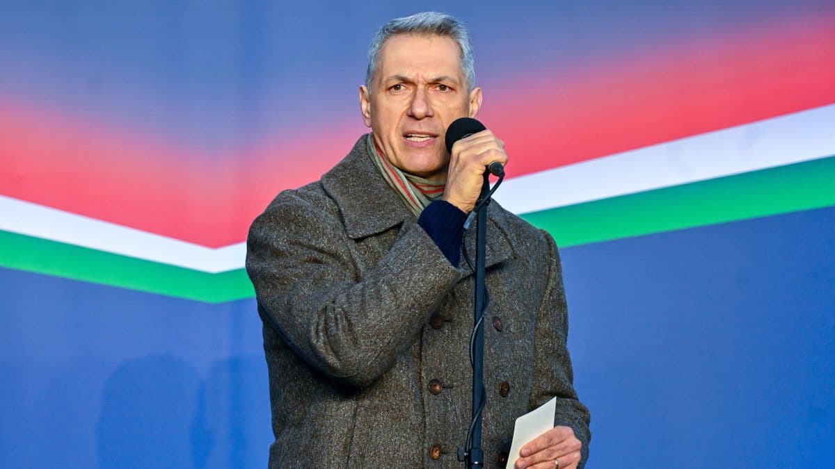 Meglepő fordulat: megsemmisülhet Lázár János legértékesebb öröksége, amit Magyarországnak hagyott, mégsem kell Vitézy Dávidnak? Bukhatja a MÁV a svájci vonatokat
