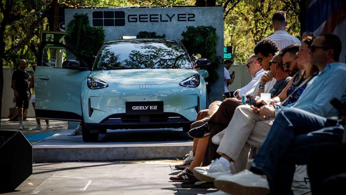 Kemény üzenetet küldött a kínai sikermárka a riválisoknak, most a BYD is félhet: nyolcmillió alatt kínálja új modelljét – ezt tudja a villanyautó, amely árháborút indíthat Magyarországon
