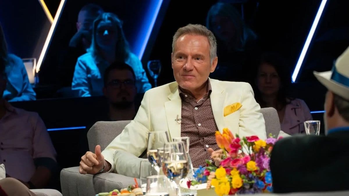 Nagy bejelentést tett Frei Tamás a Café Frei-ről, megtörtént a tulajdonosváltás: előre szólt, hogy olasz árakon adják majd a kávét – a felét az állam szedi be adóban