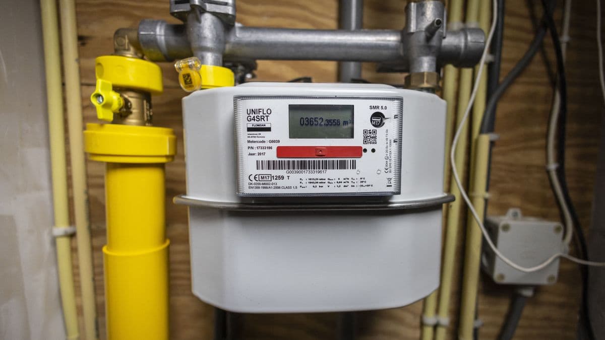 Kimondta a szakértő, amit senki nem akart hallani Magyarországon: a Tisza-kormánynak meg kell szüntetnie a rezsicsökkentést – tarifasávokat és energia alapcsomagot javasol helyette
