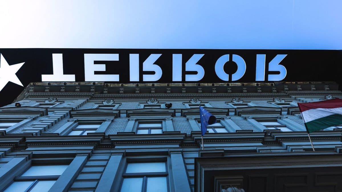 Terror Háza: visszakozott a kormány, de már nem a bezárás a tét – politikai erőpróba lett az ügyből