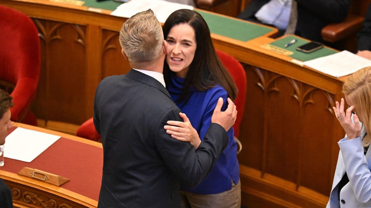 Orbán Anita jelentést tett: égnek nála az ukrán vonalak, nagyon készülődnek Zelenszkijék – Magyar Péter egyszer már befürdött, de most az EU is lépett Kárpátalja miatt