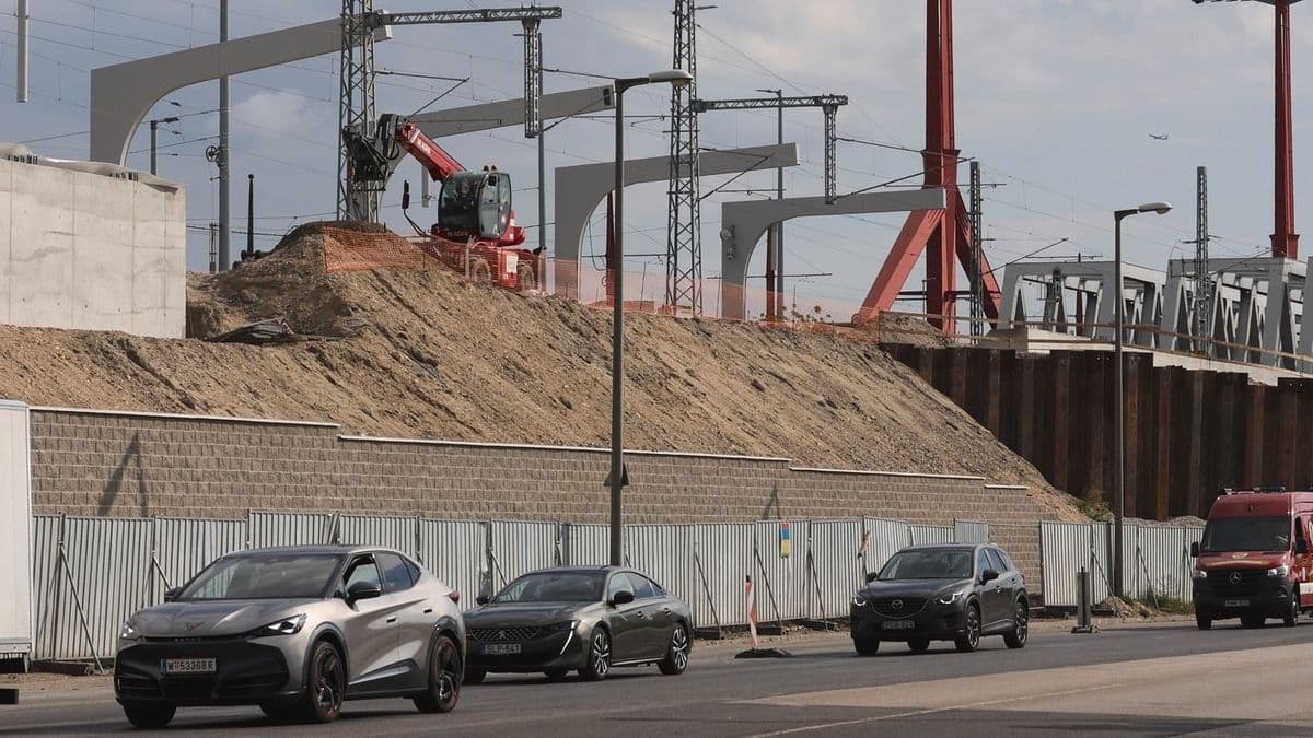 Drámai fordulat a Déli Körvasútnál: máris súlyos örökséget hagyott maga után Vitézy Dávid – videón Magyarország következő torzója