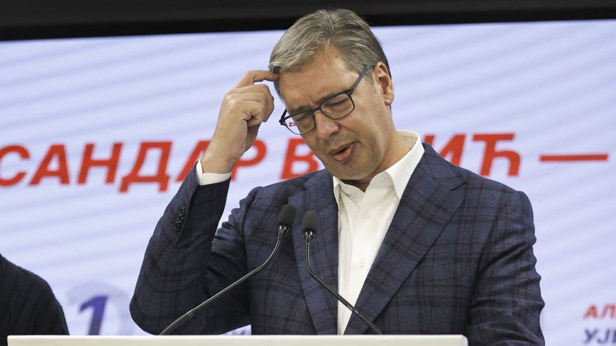 Így kesereg a német AfD képviselője Vucic bukása után: „Magyarország után Szerbiát is elvesztettük. Ez nem jó”