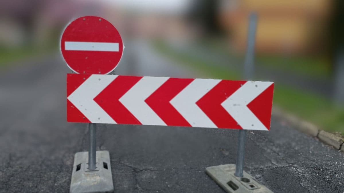 Teljesen lezárják ezt a zalai utcát – napokig nem lehet autóval behajtani