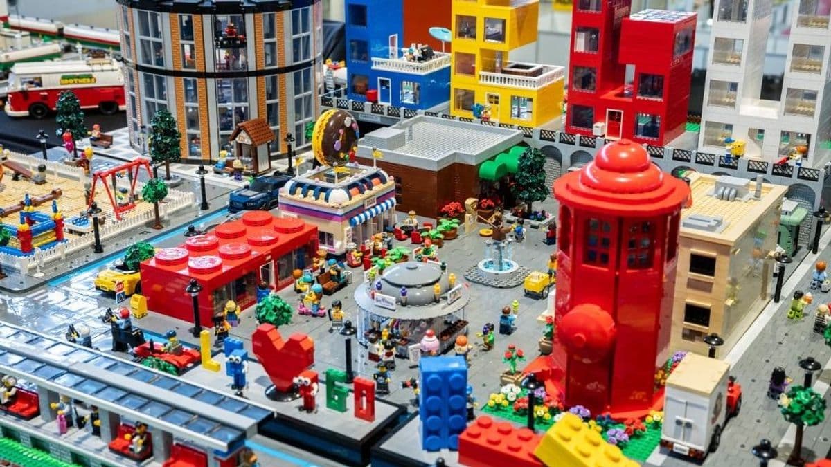 Óriási siker: a LEGO vezére szerint a magyar gyár bővítése követendő példa