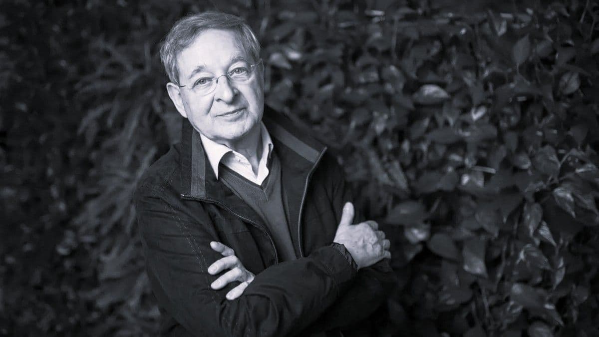 "A klinikai halál állapotában nem volt bennem ellenkezés, s igazán csalódott voltam, amikor visszahoztak az orvosok"... Nádas Péter most végleg búcsút intett az életnek