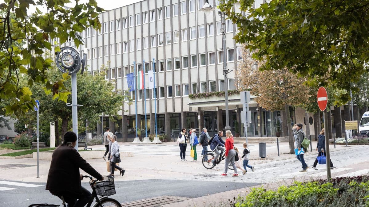 Ügyfélfogadás: három után ne menjen ebbe a zalai hivatalba!