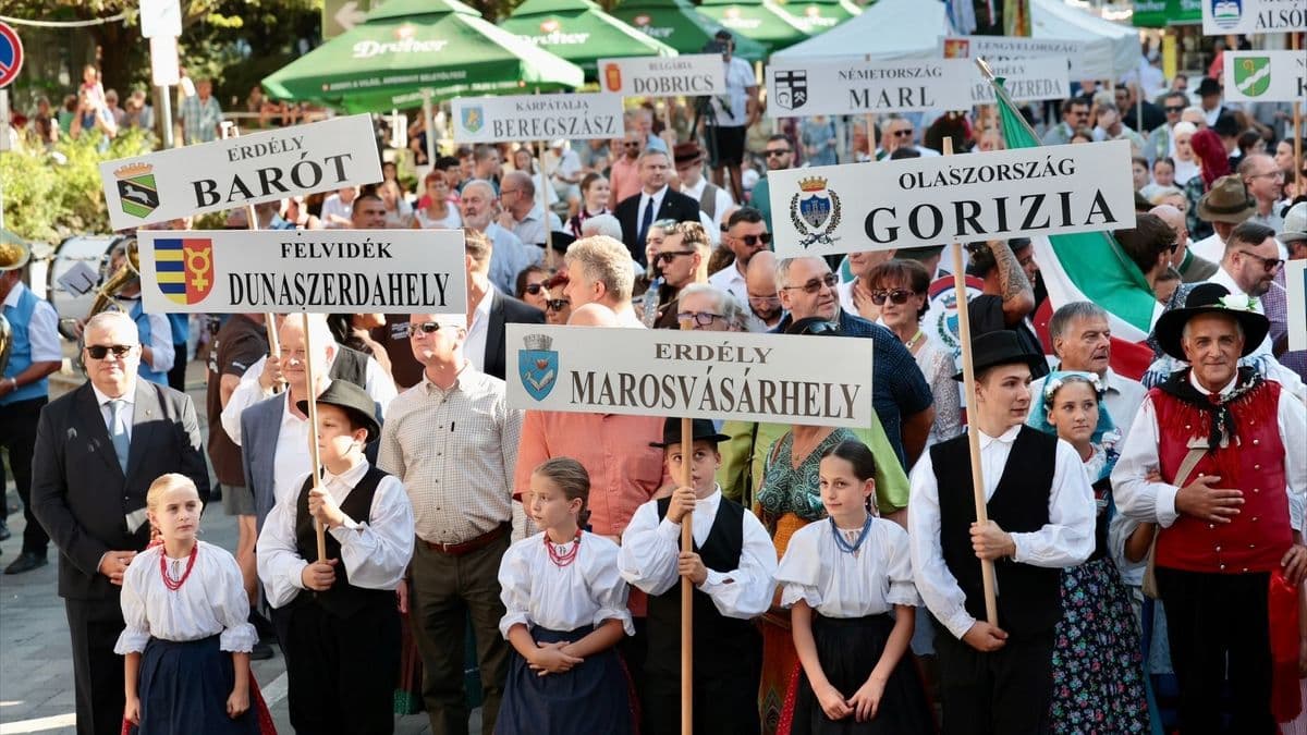 Felvonulással robbant be Zalaegerszeg nagy hétvégéje – három napra a vadgasztronómia fővárosává válik a megyeszékhely (galéria, videó)