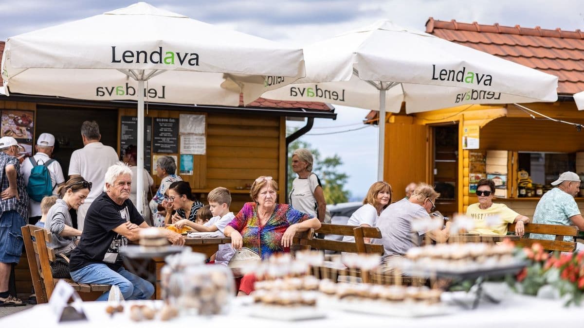 Bor, gibanica és lenyűgöző panoráma – így ünnepelték a lendvai torony születésnapját