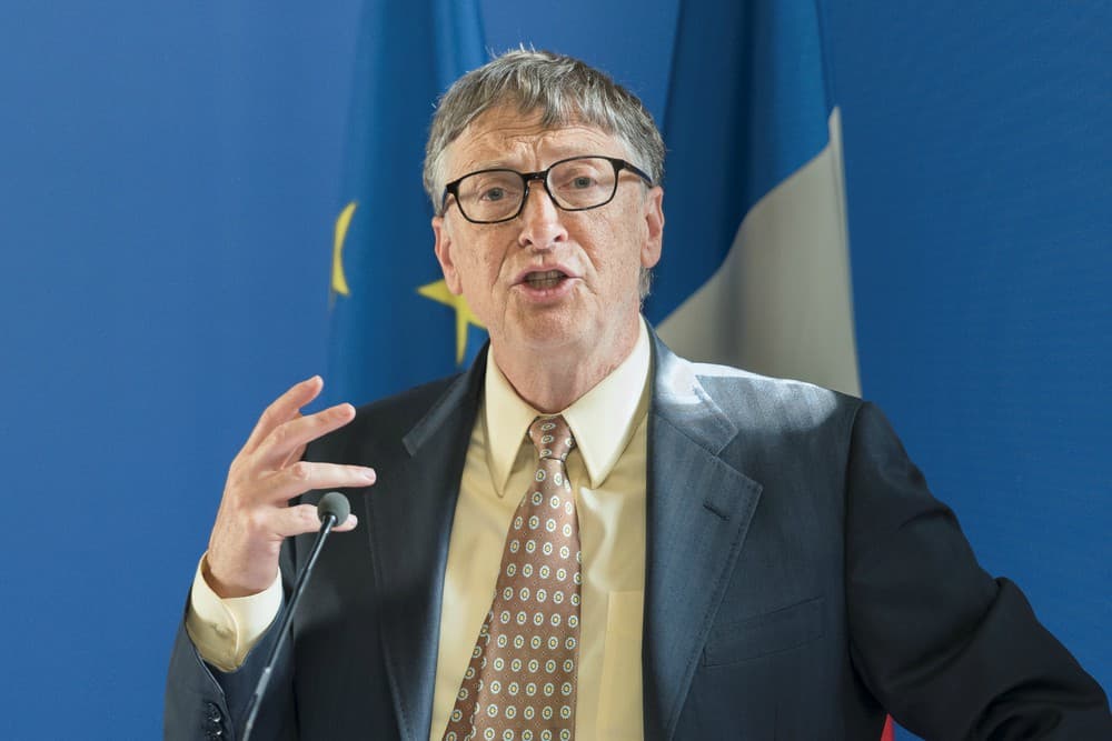 Bill Gates megadóztatná a mesterséges intelligenciát