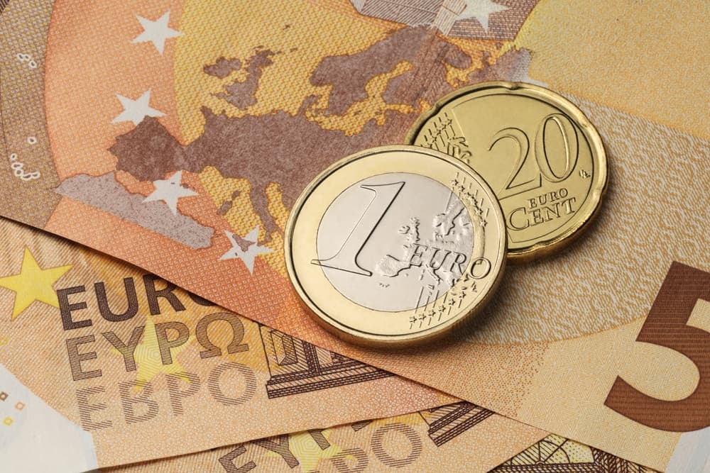 Külföldi cégekhez kerülhetnek az uniós pénzek?