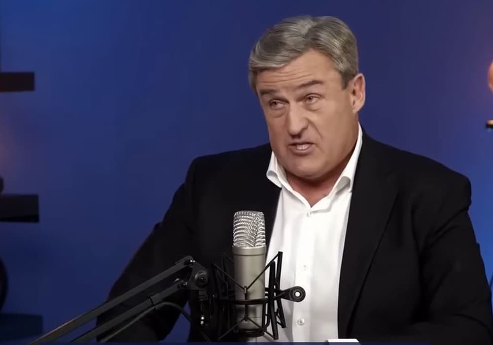 Pá, olcsó amper! Pá, paksi gödör! Áve, brüsszeli szél!