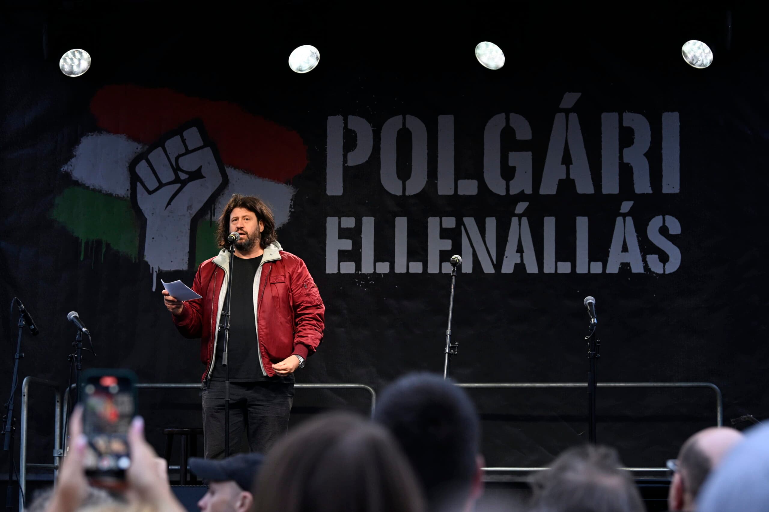 Egyik leghangosabb támogatója ment neki Magyar Péternek