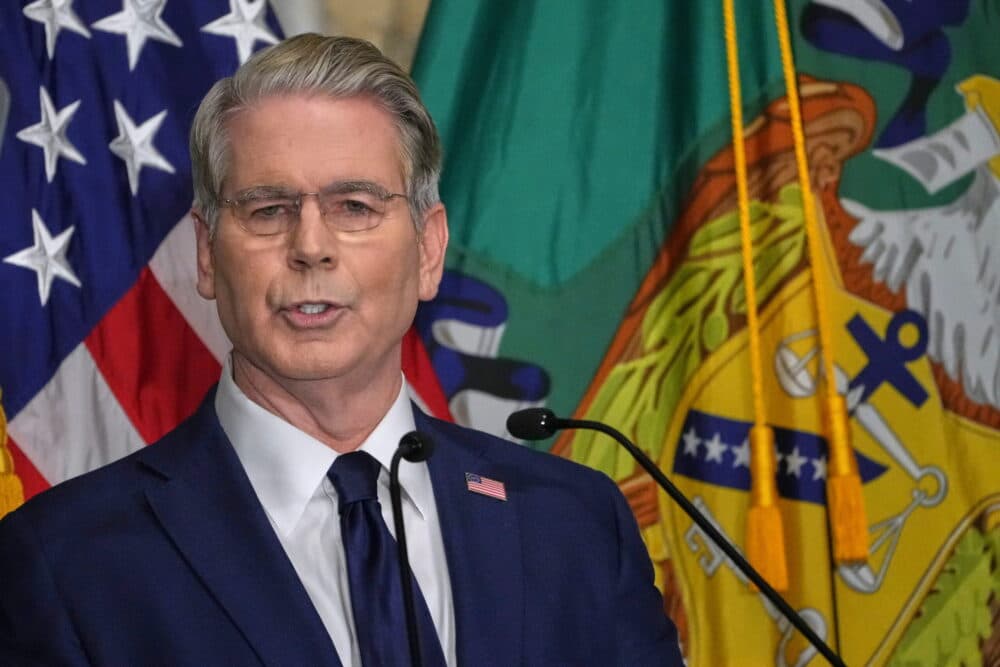 Először találkozott az amerikai és az orosz pénzügyminiszter