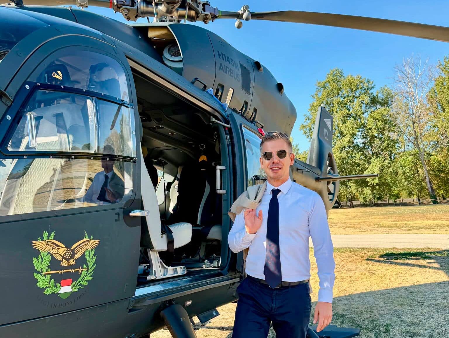 Kiderülhet, miért vitte honvédségi helikopter Magyar Pétert Paksra