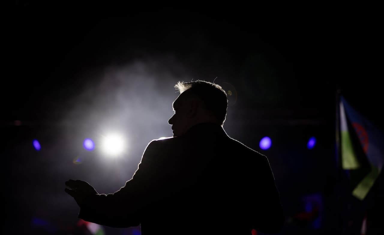 Mit tegyen Orbán Viktor? 1.