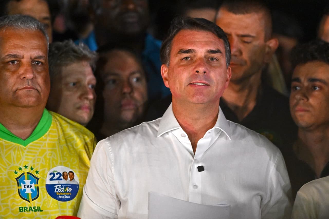 Brazíliából az Egyesült Államokba menekült Flávio Bolsonaro