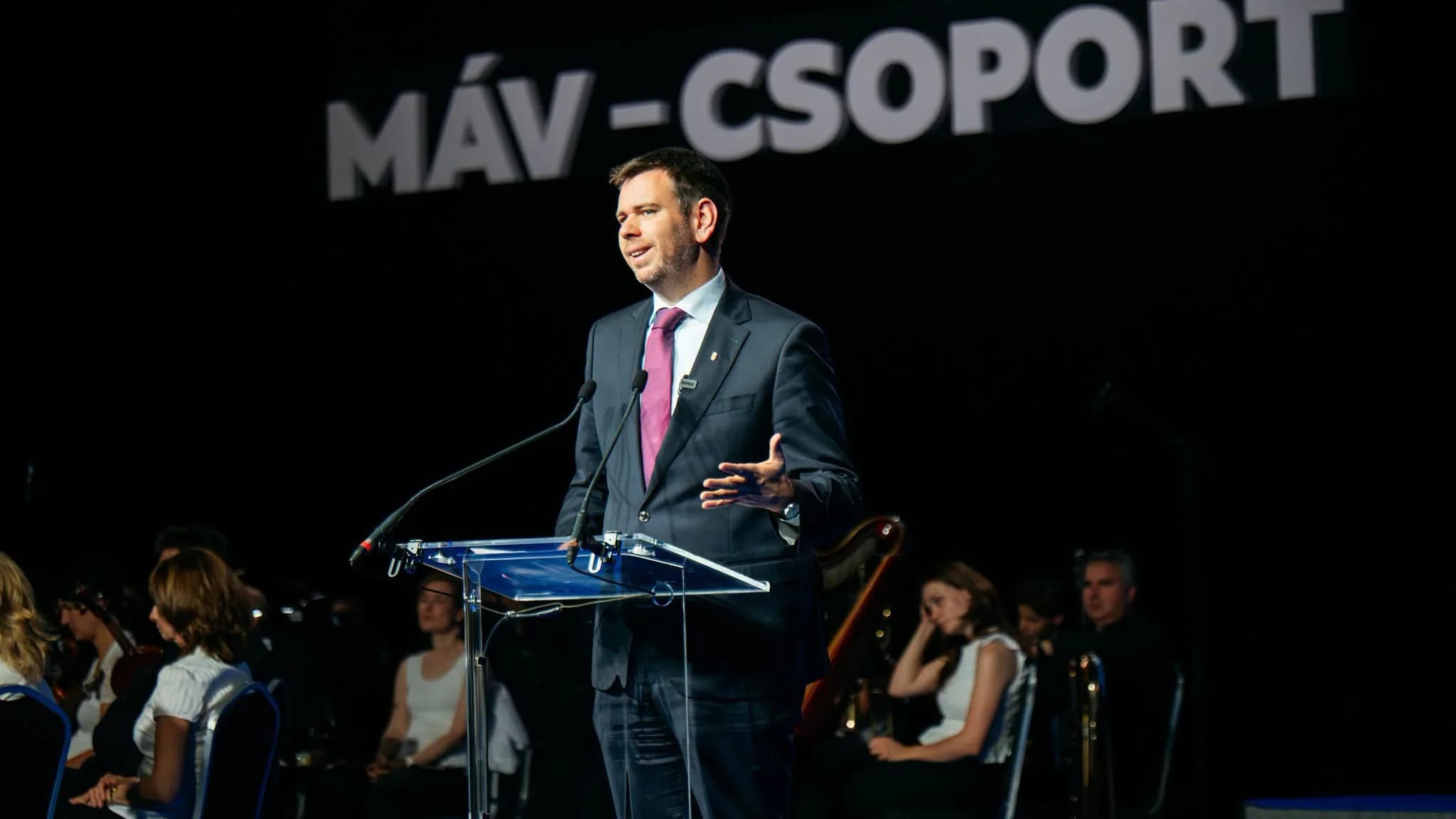 Fontos bejelentést tett Vitézy Dávid