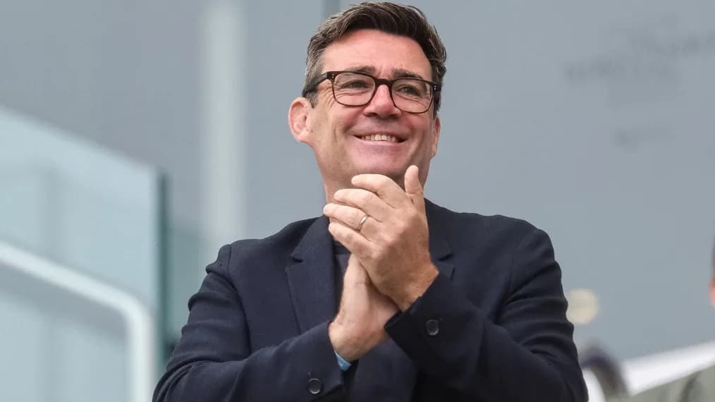 Új kormányzati utat tervez Andy Burnham