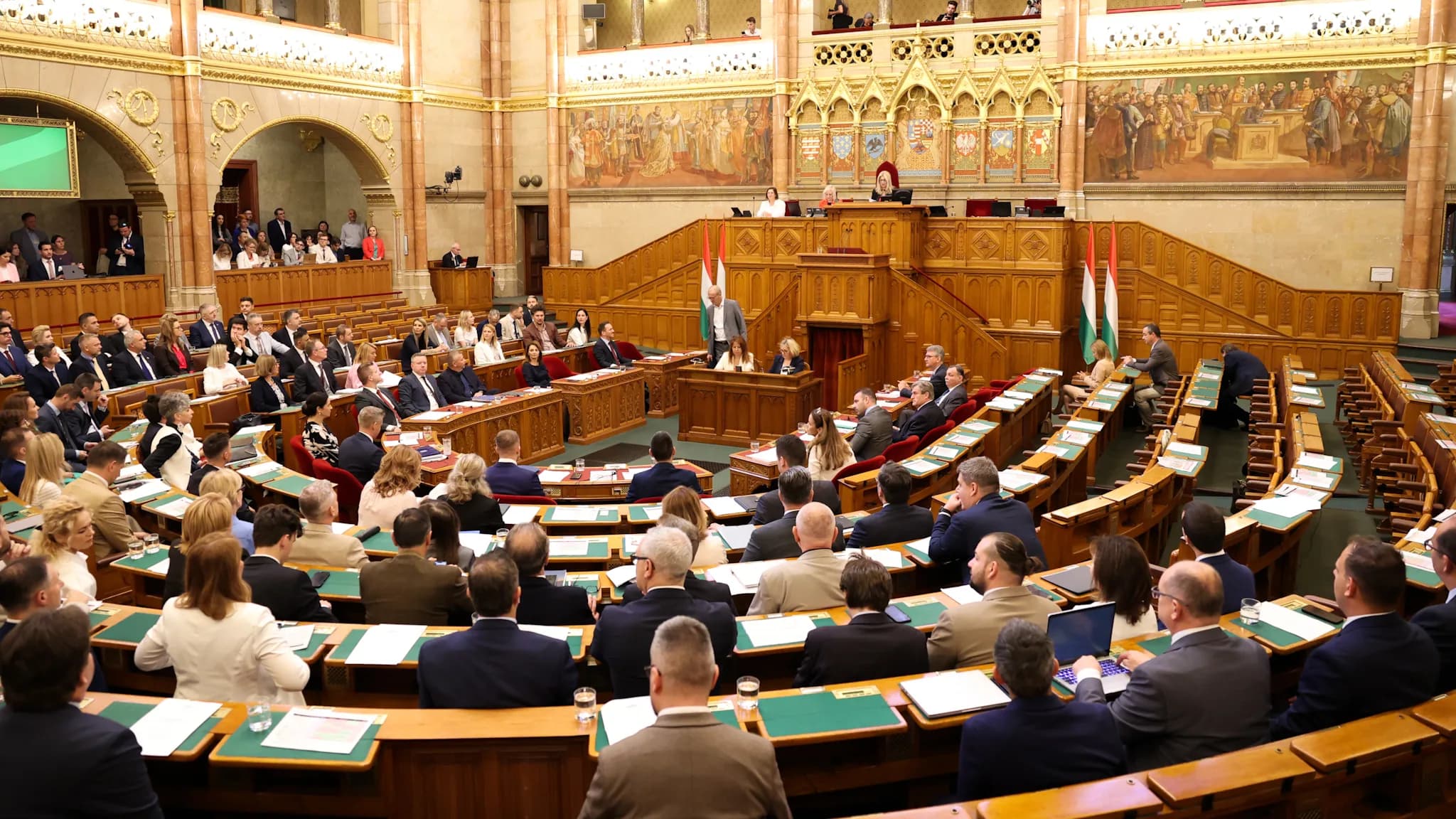 Meghallgatta az NVVH közpénzügyi elnökhelyettes-jelöltjeit az Országgyűlés