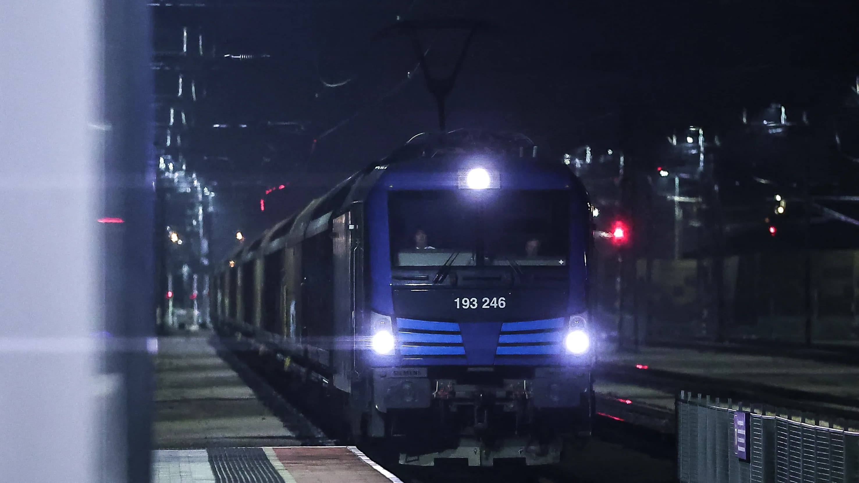 A Déli Körvasút fejlesztése miatt több időszakban nem járnak a vonatok Budapest-Kelenföld és Ferencváros állomás között