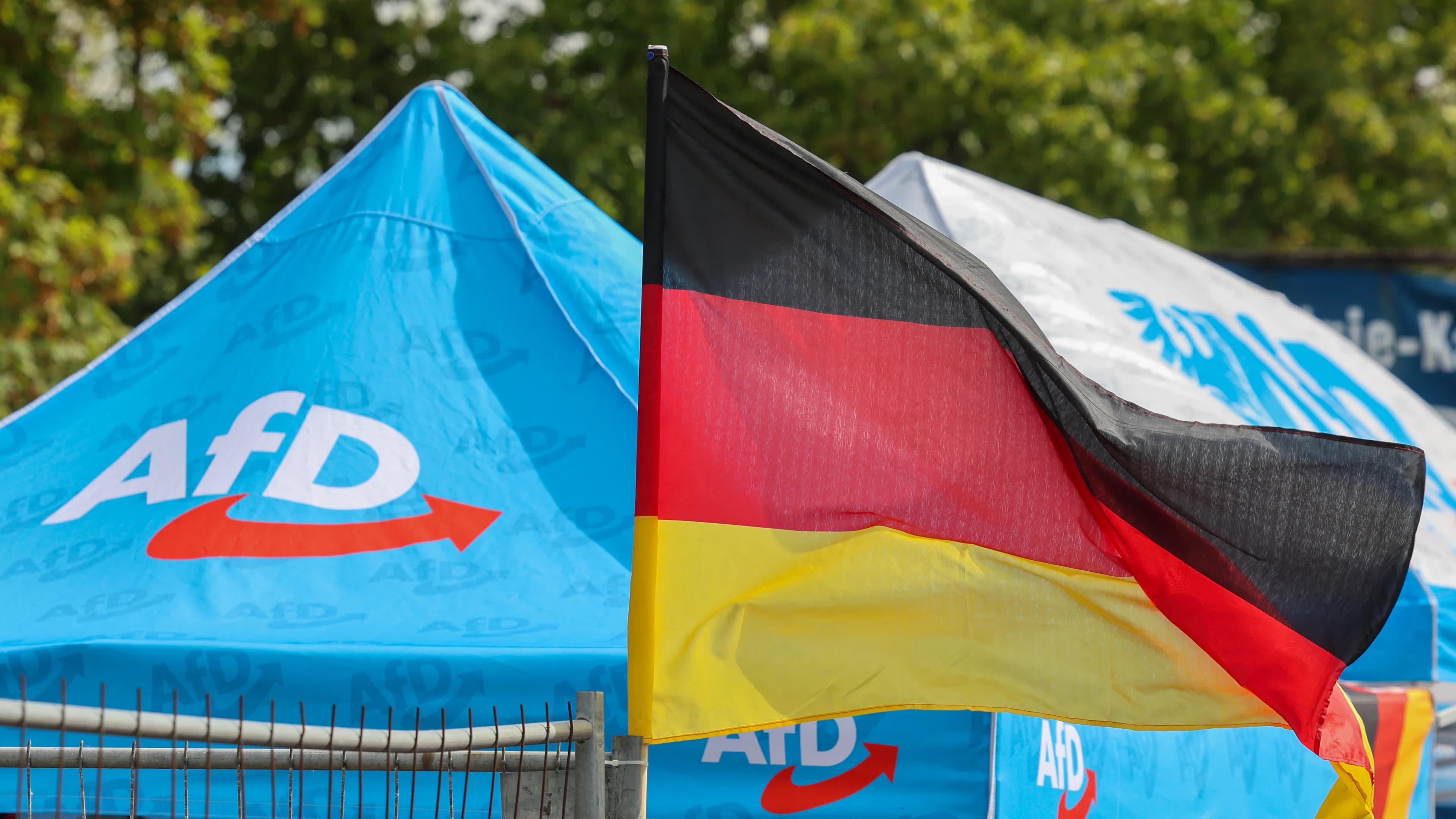 Győzelemre készül az AfD a vasárnapi tartományi választásokon