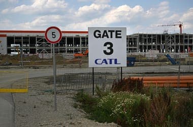 Hiába tagadta korábban Szijjártó, a CATL újabb akkumulátoripari üzemet épít Debrecenben
