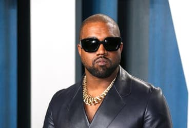 Információs káoszba fulladhat Kanye West oroszországi fellépése