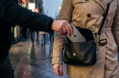 Lopták már el az iPhone-ját? Nem? Akkor ezt tudnia kell, mielőtt egyszer beüt a baj