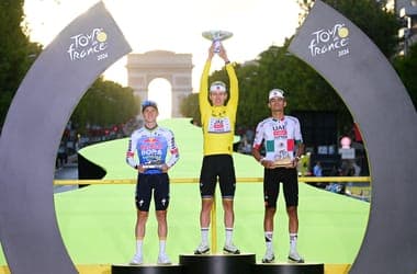 Pogacar ötödször is megnyerte a Tour de France-ot (videóval)