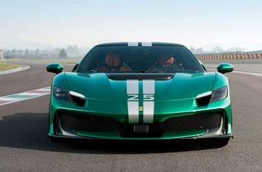 Csak a benzin: a Ferrari kiszereli a villanymotort hátsókerék-hajtású sportkocsijából