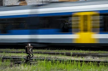 Újabb vasútfejlesztést jelentett be Vitézy, 160-as sebességűre gyorsítják a győri vonal egy fontos szakaszát