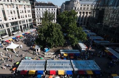 Nem tetszik az V. kerület fideszes polgármesterének, hogy több köztér vagyonkezelését megkaphatja Budapest
