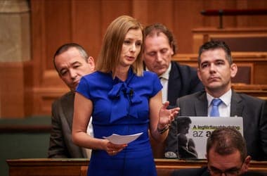 Debreceni milliárdos: „Dúró Dóra ősanya” soha nem tapasztalta meg azt a valóságot, amelyben a legtöbb magyar nő él