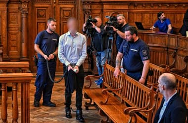 Közérdekre hivatkozva nyilvánosságra hozták az ír fojtogató nevét és fotóját