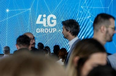 Magyar Péter: A kormány elrendelte a 4iG minden állami vonatkozású szerződésének átvilágítását