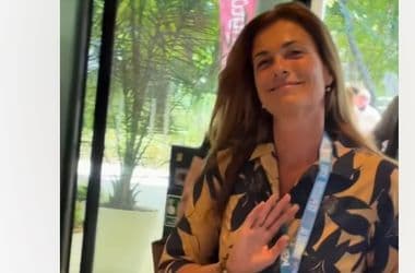 Videó: Varga Judit mosolyogva érkezett a budapesti AI Summitra