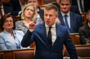 Magyar Péter bejelentette, hogy az autópálya koncesszió lesz a következő, amit felszámolnak