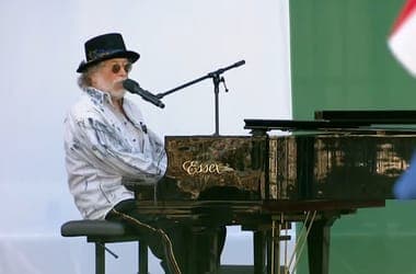Kisbolygót neveztek el Presser Gáborról