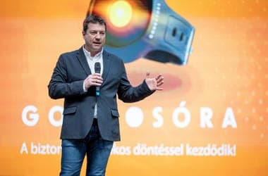 Rendőrségi nyomozás indult a Gondosóra program miatt
