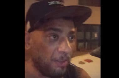 „Tartóztassanak már le!” – a Fekete Vonat körözött énekese egy rendőrkapitányság előtt készített videót