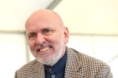 Megvette Habony Árpád és Bacsa György részesedését a cseh repülőgépgyártóban Világi Oszkár