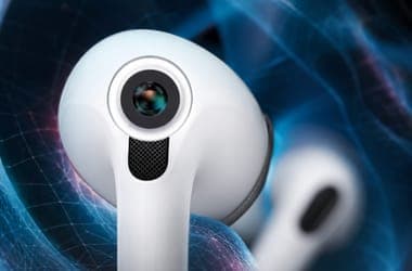 Jön a kamerás AirPods fülhallgató, a vártnál korábban megjelenhet