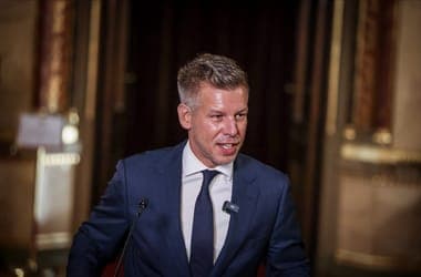 Magyar Péter közös meccsnézésre invitálta követőit: „Ott tali!”
