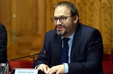 Szétosztották a minisztériumok között a megszüntetett alapítványoktól államosított vagyont