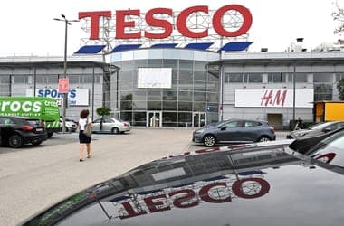 Ismeretlen ismerőshöz kerültek a Tescók a szomszédban – ez a Delhaize nem az a Delhaize