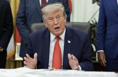 Donald Trump rendeletet írt alá az Ontario-tó átnevezéséről Amerika-tóvá