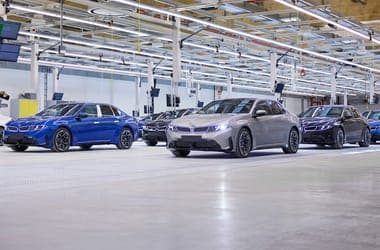 Gyártásba került a debreceni BMW szedán testvére, a vadonatúj i3